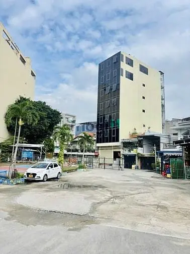Tòa Nhà Chdv 8 Tầng Q7 Ngang 8M Doanh Thu 300Trieu/Tháng - 090977417