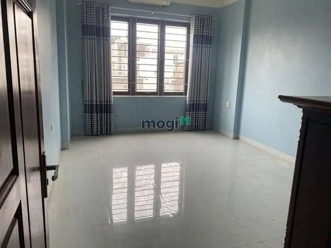 Tư Đình – Cổ Linh – Long Biên – Ô Tô Tr – 147 M2 – 4 T – Mt 4 M – 22.8