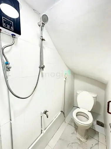 Trọ Q5 Tiện Nghi Cơ Bản Đầy Đủ Dọn Vào Ở Ngay