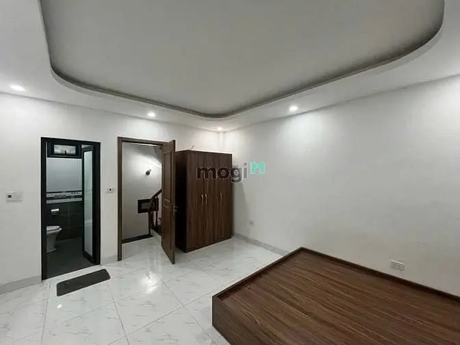 [Bán Nhà Đông La] Mới Coóng, Cách Ô Tô 10M - Gần Đh Phenikaa | 30M² /