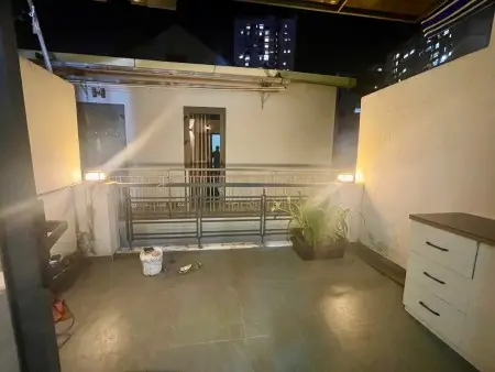 Căn Hộ 2Pn + 1 Ban Công Rộng 60M2 - Nguyên Tầng Nguyễn Xí Gần Cc Richmond