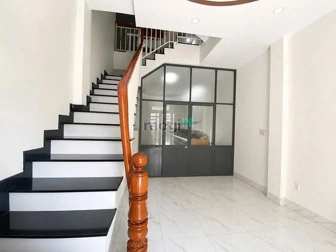 Bán Nhà 3 Tầng Hẻm Ô Tô Đường Trường Chinh, Giáp Kdc An Sương, Quận 12