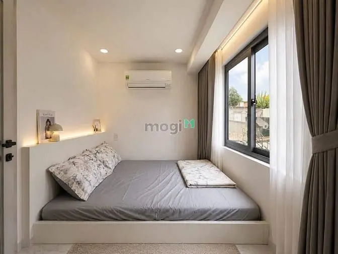 Ngã 4 Hàng Xanh – 3 Tầng – Gần Đh Hutech - Nhỉnh 2Tỷ Tl