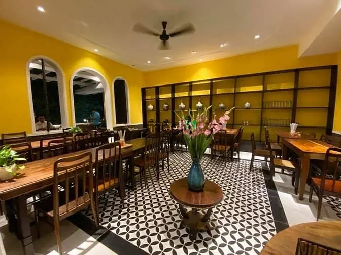 Cho Thuê Góc 2Mt 7 Hàn Thuyên - Mt 11M - Ngay Nhà Thờ Đức Bà