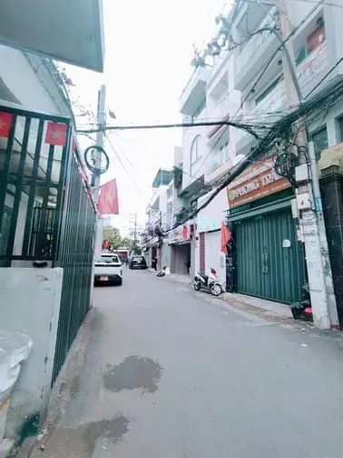 17 Tỷ! Bán Nhà Góc 2 Mặt Hẻm 6M Lê Quang Định Ngang Lớn 13M - 4 Tầng