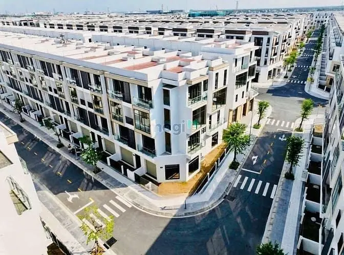 Bán Căn Alk09 Dự Án T&T Long Hậu, Dtt 90M2, 4 Lầu Ngay Trường Học Fpt