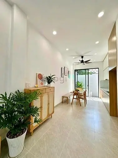 Bán Nhà 1 Trệt 2 Lầu Đường 8 Lò Lu Ngay Khu Đông Tăng Long, Quận 9
