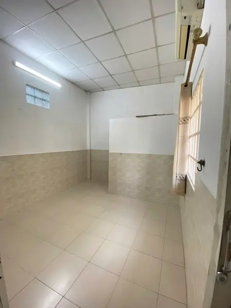 !!! Trống 1 Phòng Lầu 2 - Chung Chủ !!!