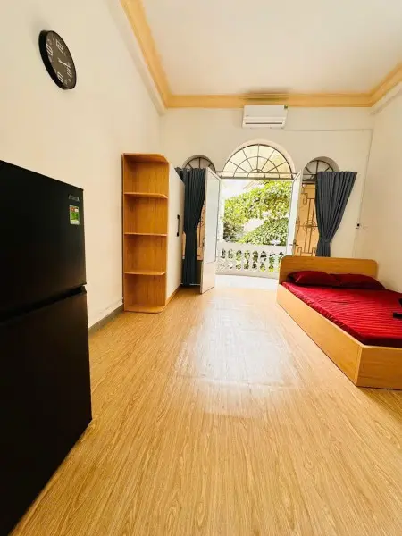 Phòng Studio Bancon Đủ Nt, 21/1 Trường Sơn Q. Tân Bình Lh 0944 39 79 69