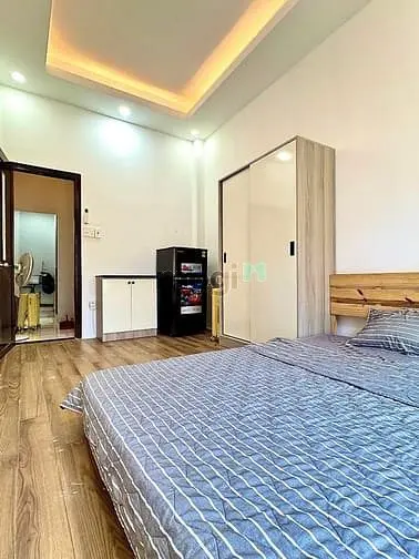 Balcony Studio Full Nội Thất Ngay Khu Phố Ẩm Thực Phan Xích Long