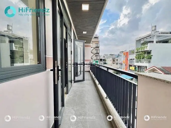 Balcony 1Pn Tách Bếp Full Nội Thất Ngay Ngã Tư Hàng Xanh Bình Thạnh