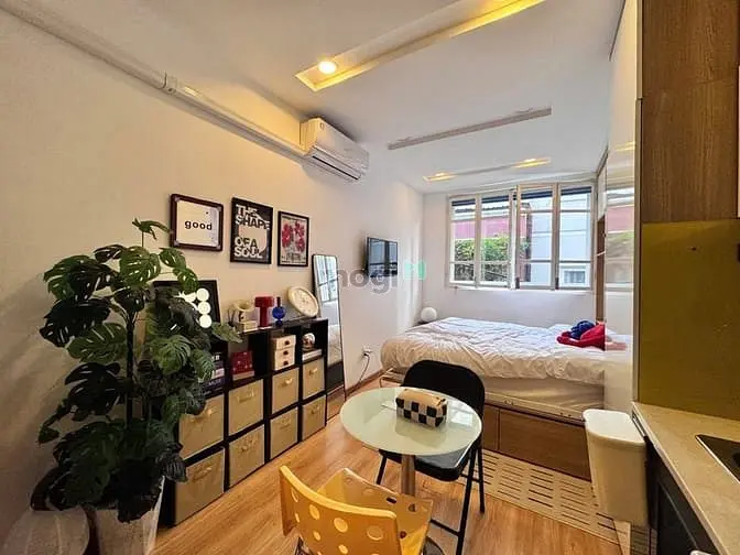 Balcony Full Nội Thất_Nguyễn Thị Minh Khai_Thảo Cầm Viên_Quận 1