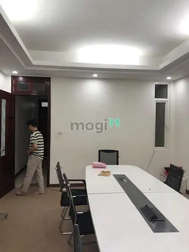 Cho Thuê Nhà Liền Kề Nguyên Văn Lộc 90M2, 4 Tầng 1 Hầm, Giá 30Tr/Th
