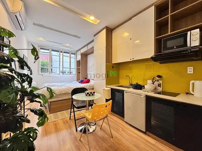Balcony Full Nội Thất_Nguyễn Thị Minh Khai_Thảo Cầm Viên_Quận 1