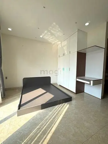 Balcony Studio Thang Máy Full Nội Thất Ngay Phan Xích Long