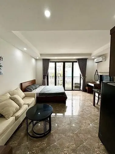 Balcony Studio Thang Máy Ngay Lê Văn Duyệt Giáp Quận 1
