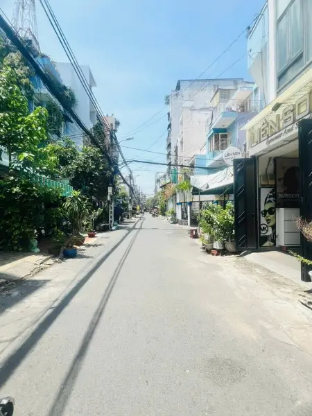 Phòng Trọ Cho Thuê Q10, Có Máy Lạnh, Toilet Riêng.