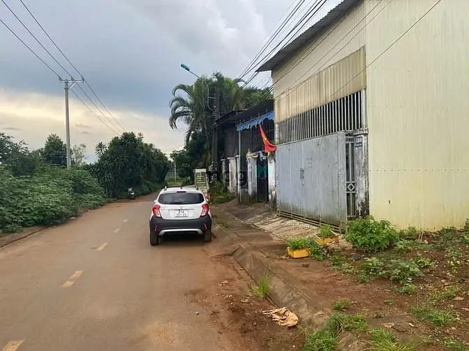 Bán Đất Mặt Tiền Cạnh Số Nhà 178 Và 180 Nguyễn Thiếp, Phường Pleiku