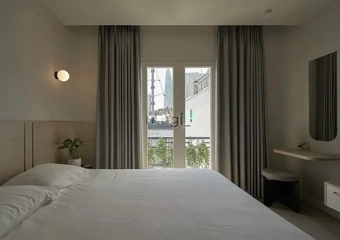 Căn Hộ 1Pn Ban Công Vintage Như Từ Trong Tranh Bước Ra Ngay Hàng Xanh