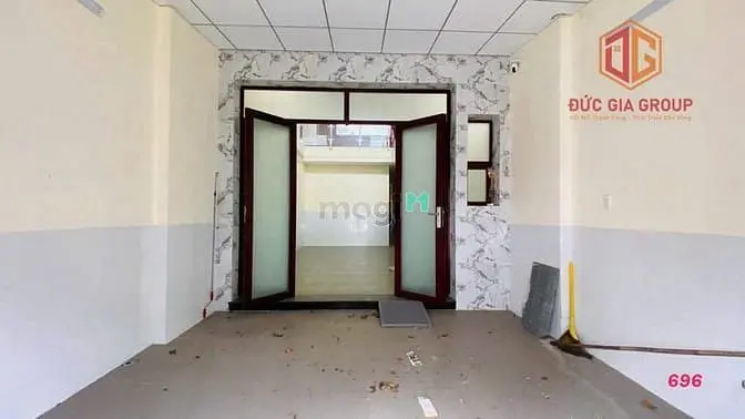 Mặt Tiền Chợ Tân Phong 92M2 Chỉ 5,3 Tỷ Nhà Có Lầu Kinh Doanh Siêu Đẹp