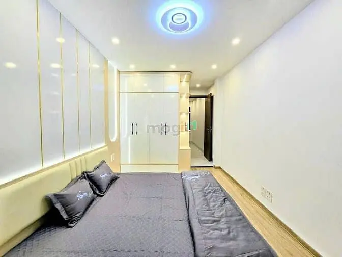 Nhà Đẹp Trung Tâm Quận Hoàng Mai_Mới Kính Koog_Thang Máy_Lô Góc