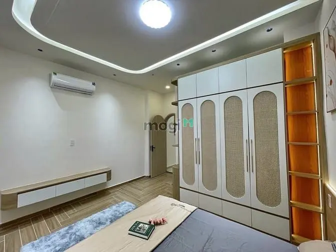 Nhà Mới Ở Ngay Trần Văn Quang - 50M2 - Xe Hơi Tới Nhà - 4Pn - 8X Tỷ