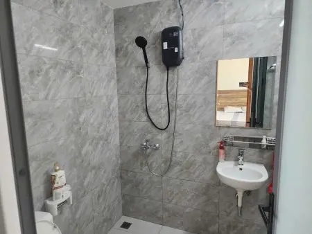 Chung Cư Carillon 2: Trịnh Đình Thảo, Tp: 75M2, Ntcb, 2Pn, 9,5Tr