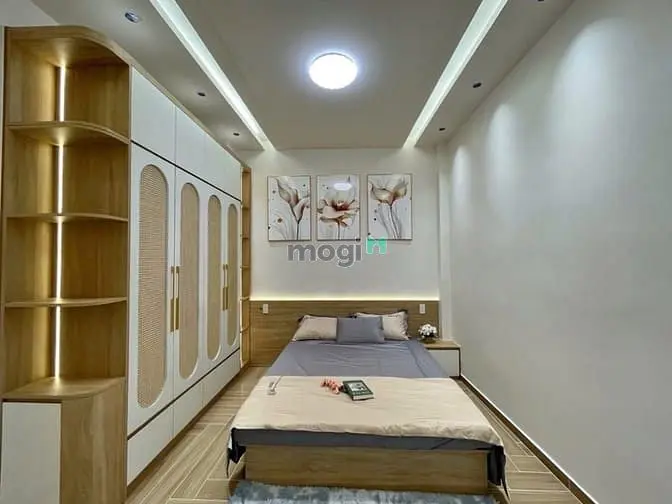 Nhà Mới Ở Ngay Trần Văn Quang - 50M2 - Xe Hơi Tới Nhà - 4Pn - 8X Tỷ