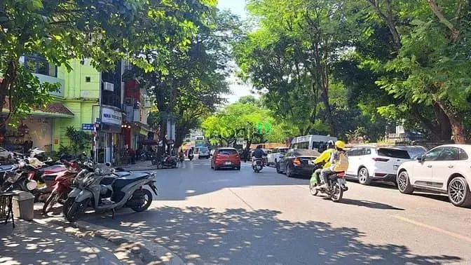 Hàng Vip Hiếm| Mặt Phố Văn Miếu | 51M2 | Mt 5.5M | Giá 33 Tỷ