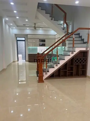 Bán Nhà 1 Trệt 3 Lầu, Ngang 5M, Đường 359 Đỗ Xuân Hợp, Phước Long B