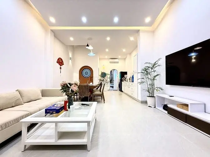 Apartment For Rent 1 Bed Room 15 Million Near Lotus Square Nha Trang