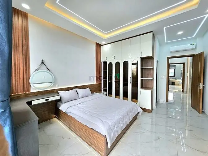 Nhà Phố Đúc 5 Tầng Full Nội Thất Hẻm 8M Đường Tô Ký, Trung Mỹ Tây Q 12