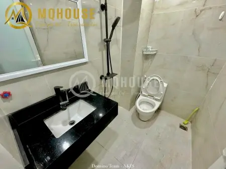 Trống Sẵn Mã Ban Công Trước Đầy Đủ Nội Thất , Thoáng Mát, Sạch Đẹp.