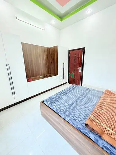 Bán Nhà Mt Ngay Chợ Kim Biên Q.5 - 4M X 25M Chỉ 40 Tỉ