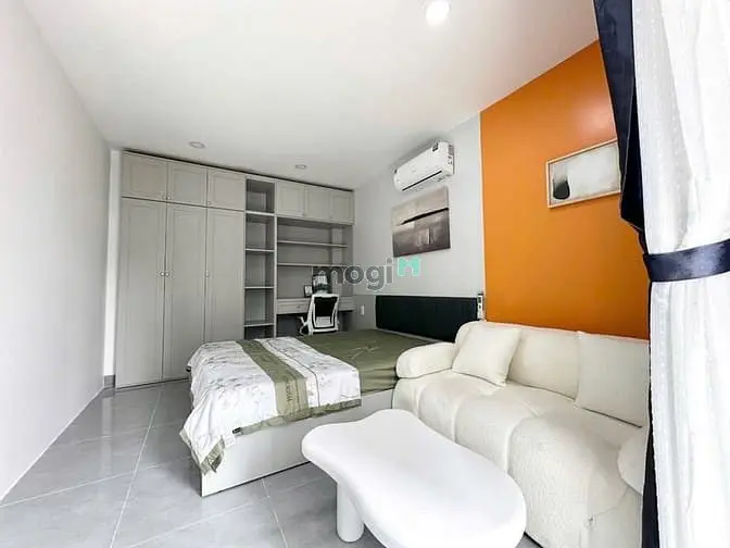 Studio Balcony 1Pn Tách Bếp Full Nội Thất Ngay Khu Phan Xích Long