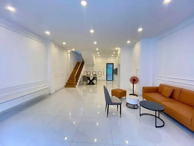 Nhà Ngan Hiếm 6,2M Gần Chợ Tân Bình ,Đầy Đủ Nội Thất.