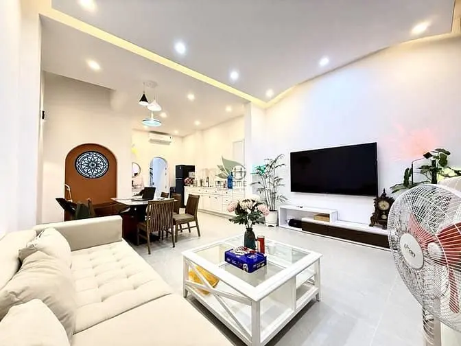 Apartment For Rent 1 Bed Room 15 Million Near Lotus Square Nha Trang