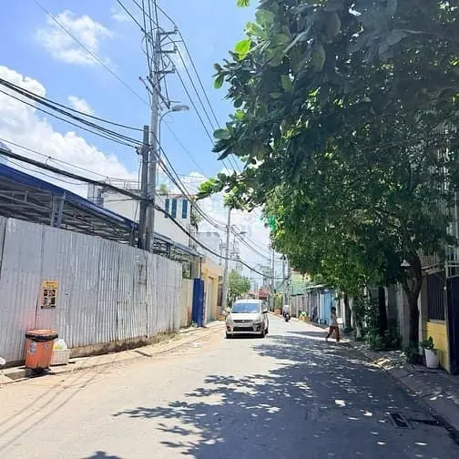 Chính Chủ Gửi Bán Nhà Phố Liền Kề Hẻm Oto Đường Số 42, Bình Trưng Đông