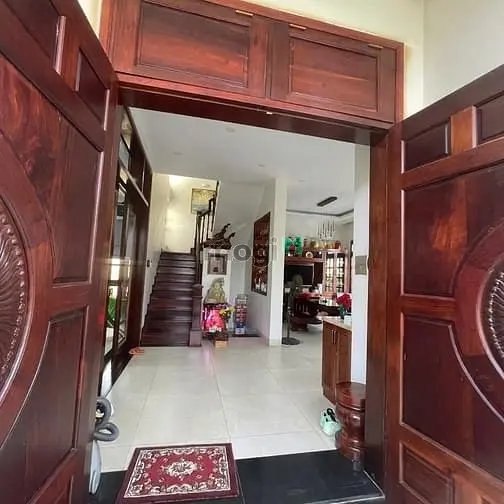 Chính Chủ Gửi Bán Căn Biệt Thự Sân Vườn Hồ Bơi Thuộc Dự Án Bách Khoa