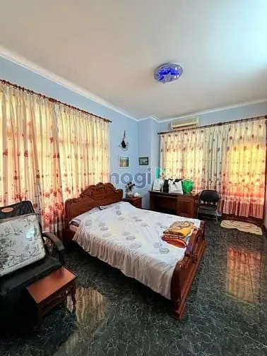 Bán Biệt Thự Cổ Ngay Trung Tâm Q.10 - 7,9M X 23M Chỉ 46,5 Tỷ