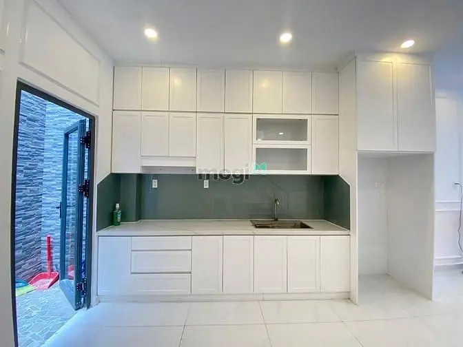 Nhà Ngan Hiếm 6,2M Gần Chợ Tân Bình ,Đầy Đủ Nội Thất.