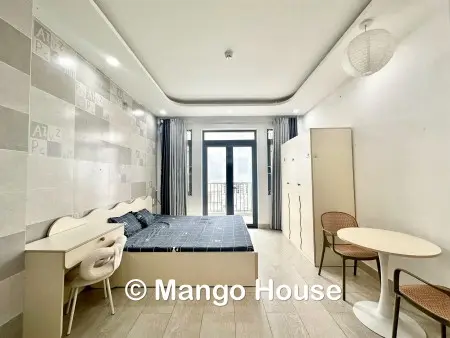 Cho Thuê Căn Hộ Ban Công Full Nội Thất 40M2 Mặt Tiền Nguyễn Thị Nhỏ-Tân Bình