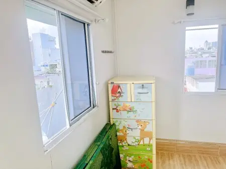 Cho Thuê Phòng Giá Rẻ Trung Tâm Quận 1 Có 2 Cửa Sổ, Gần Chợ Tân Định