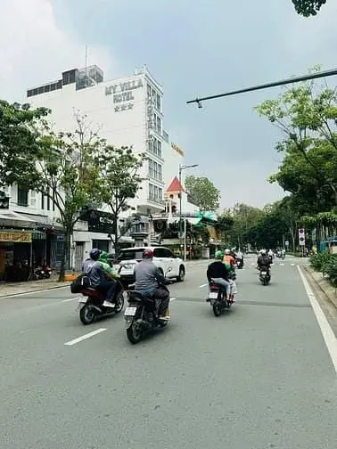 Mặt Tiền 87 Hồng Hà Cực Hiếm, 5 Tầng, 9Pn, Giá 23,5 Tỷ/Tl