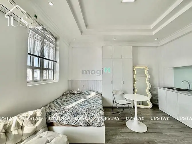 Studio Balcony Thang Máy Full Nội Thất Ngay Trần Khánh Dư