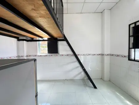 Cho Thuê Phòng Có Gác Full Nội Thất Ngay Cầu Chữ Y Sát Đhsp Đhsg