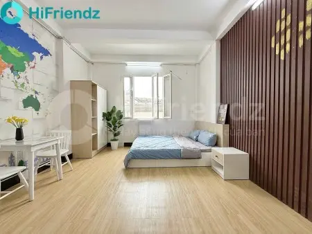 Cho Thuê Phòng Rộng 50M2, Bình Thạnh Gần Ngã Tư Hàng Xanh, Gtvt, Hutech Cửa Sổ Thoáng Full Nội Thất