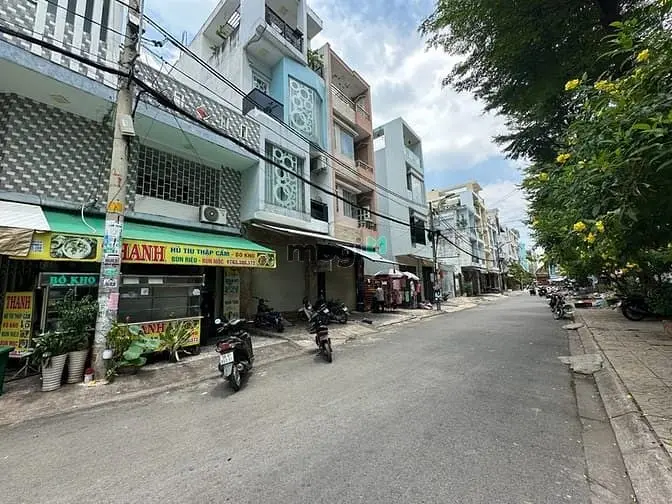 Nhà Thuê Mt Kinh Doaanh Đông Đúc Đường Phạm Văn Chí,6.5X20M,1 Lầu