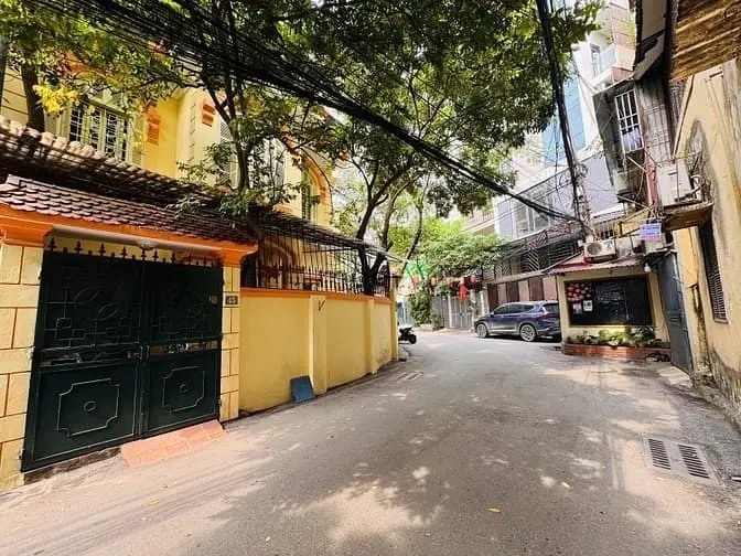Phố Ngọc Khánh Ba Đình – Ô Tô Tránh – 146 M2 – 3 T – Mt 14 M – Giá 42.