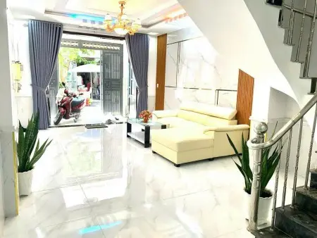 Chính Chủ Cho Thuê Nhà Nguyên Căn Hẻm Xe Tải 1 Trục Thẳng 1358/57 Quang Trung, Phường 14, Gò Vấp